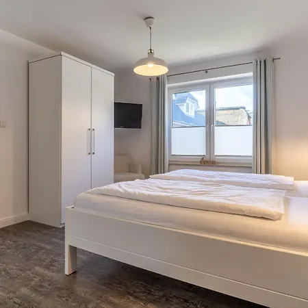 Frahmshus Kapitän's Kajüte *